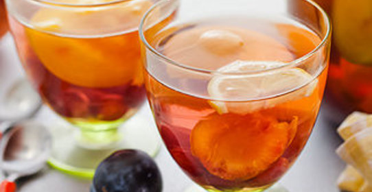 Сборный фруктовый компот в мультиварке