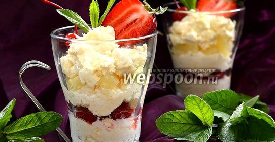 Творожный десерт с ананасами и вишней