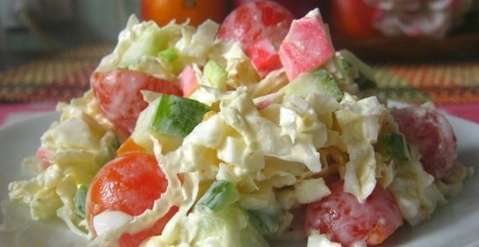 Салат с крабовыми палочками