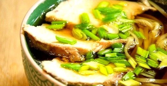 Суп с мясом и лапшой