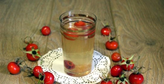 Компот из шиповника