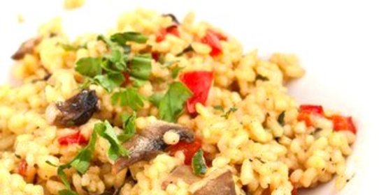 Куриный плов с грибами и базиликом