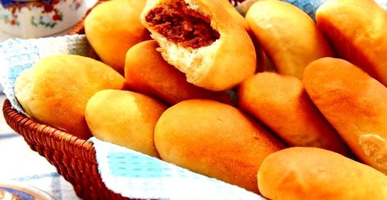 Постные пирожки с сухофруктами