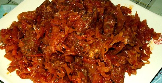 Капуста тушеная с курицей