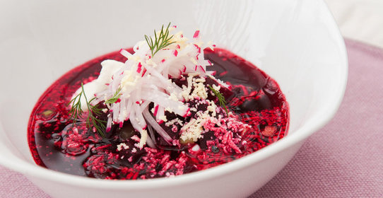 Свекольник с соленым огурцом