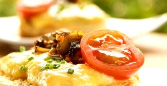 Болтунья на тостах с трюфелями