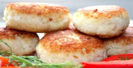 Рыбные котлеты с манкой