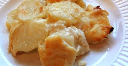 Картофель тушеный в духовке