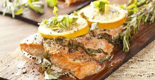 Рыба с лимоном и черным перцем