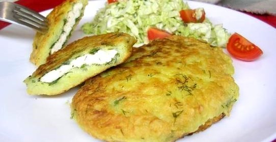 Драники с начинкой из курицы
