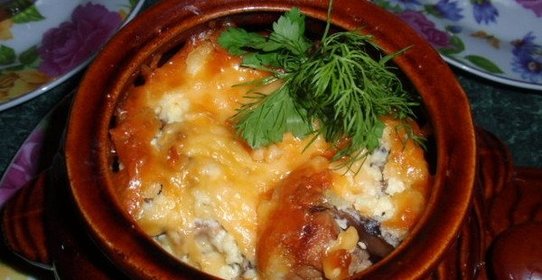 Баранина в горшочках с картофелем