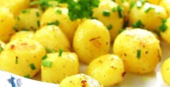 Картофельный салат с лимонной заправкой