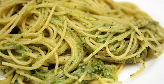 Спагетти с песто