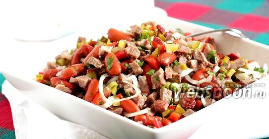 Салат с говядиной и фасолью