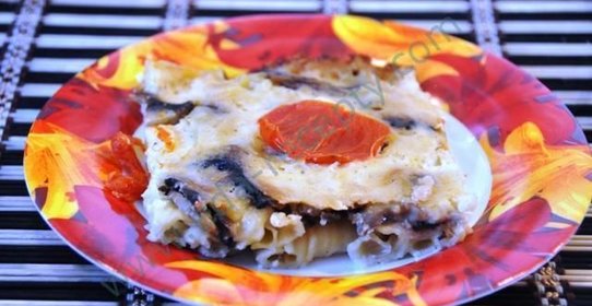 Макароны с мускатным орехом и сыром