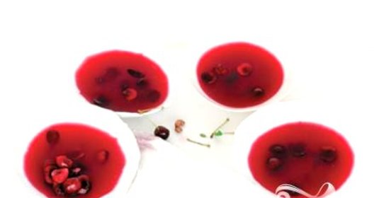 Вишневое желе с вином