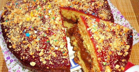 Ореховый торт с джемом
