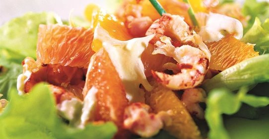 Салат из морепродуктов с апельсином и грейпфрутом