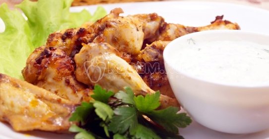 Куриные крылышки в духовке
