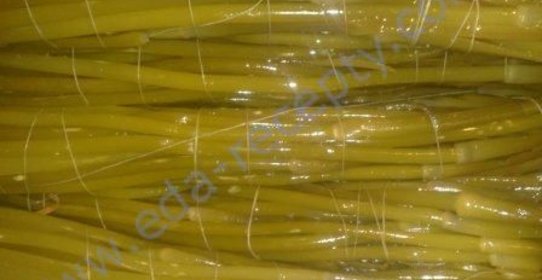 Черемша маринованная