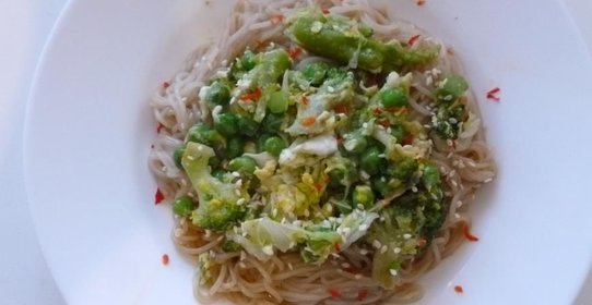 Рисовая лапша с овощами вок