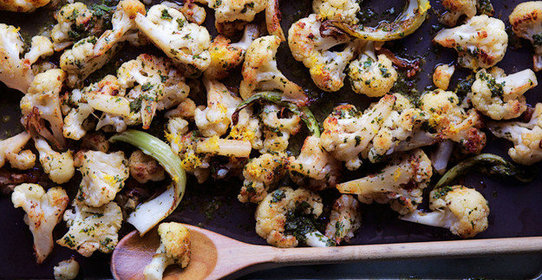 Запеченная цветная капуста с петрушкой и лимоном