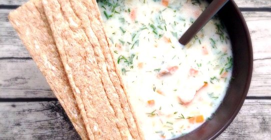 Сливочная уха с двумя видами рыбы