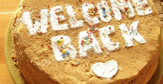 Медовый торт со сливочным кремом