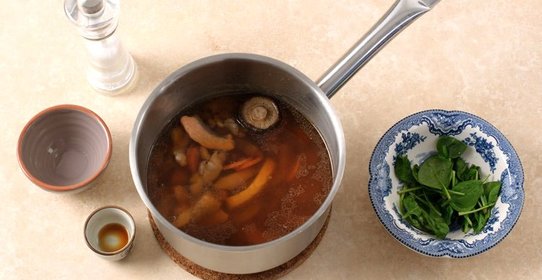 Одзони с лепешками мочи