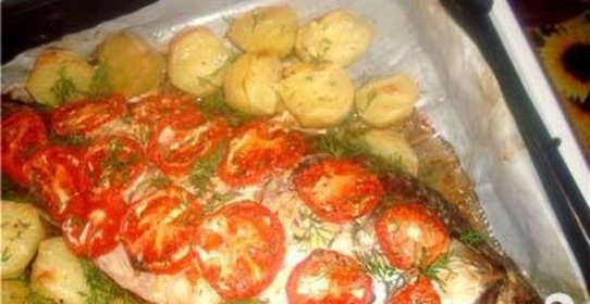 Сазан, фаршированный икрой и сухарями