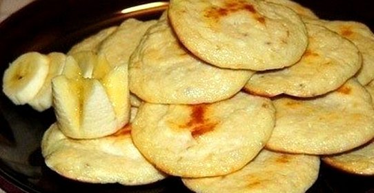 Творожно-банановые лепешки