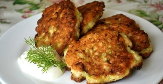 Кабачковые оладьи с куриным фаршем