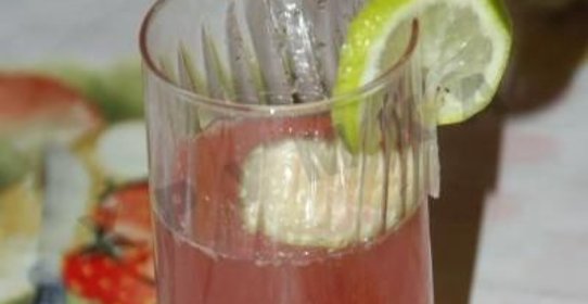 Компот из клубники