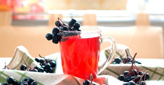 Компот из черноплодной рябины