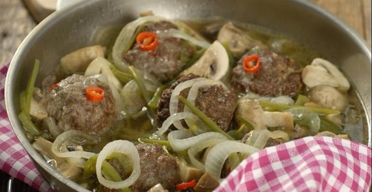 Котлеты с грибами и луком