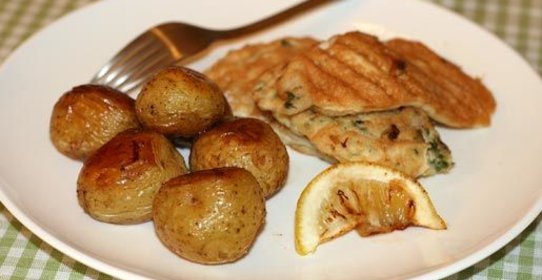 Рыба в кляре с картофелем