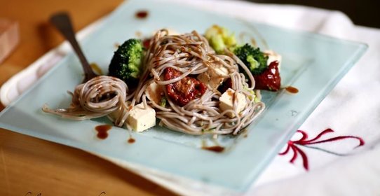 Гречневая лапша & тофу