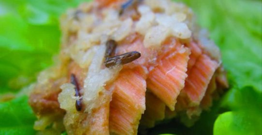 Рыба по-тайски в рисовой корочке