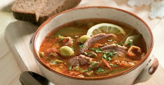 Солянка сборная, с языком и почками