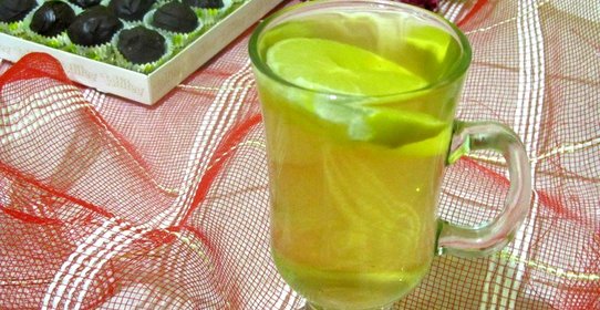 Зеленый чай с лимоном