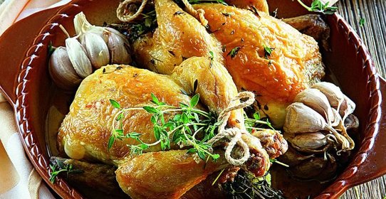 Цыпленок, фаршированный молодым чесноком