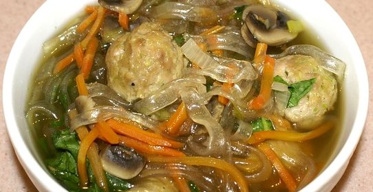 Лапша по-тайски со свининой