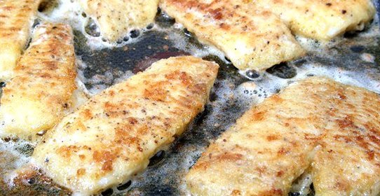 Рыба жареная, в сухарях