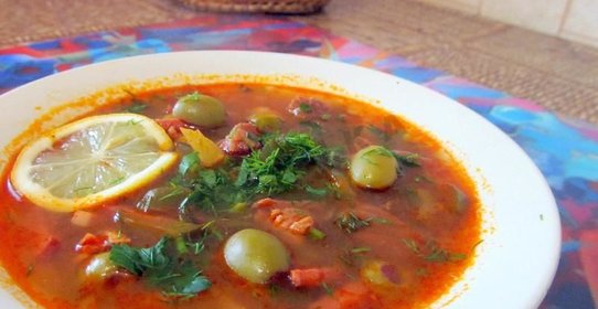 Солянка сборная мясная в мультиварке