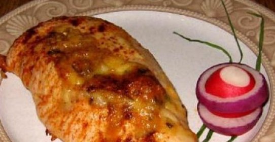 Фаршированная курица Бри