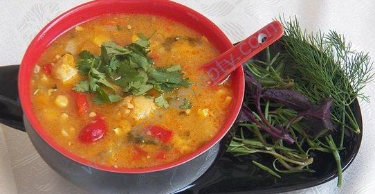 Куриный суп с кукурузой и тыквой