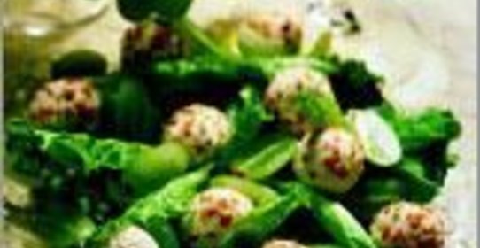 Салат с виноградом