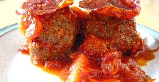 Мясные шарики с чоризо