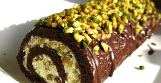 Фисташковый бисквит