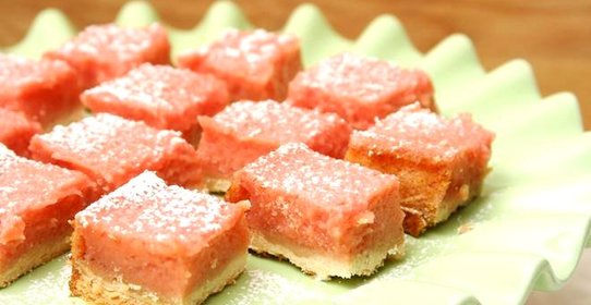 Лимонно-клубничные пирожные